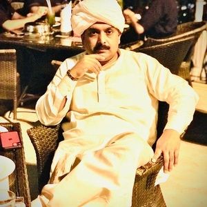 Meet your Posher, Manazar